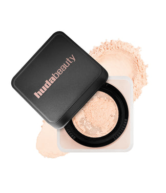 EASY BAKE LOOSE BAKING & SETTING POWDER HUDA BEAUTY Elyvo